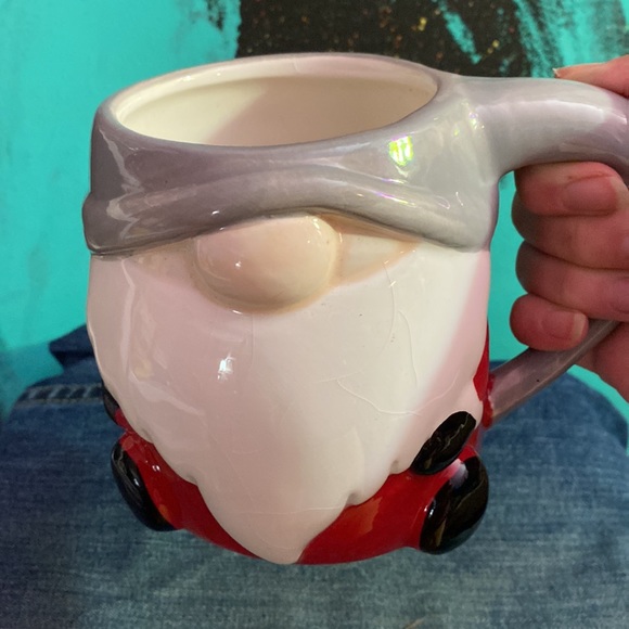Cute Santa Mug - Picture 6 of 6